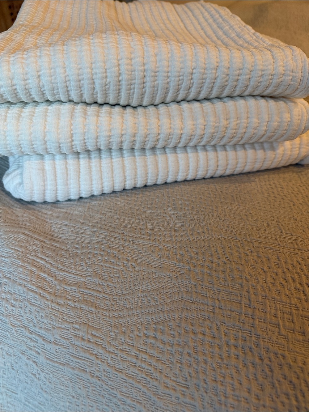 Set of 3 Parachute White Matelasse Euro Shams - Picture 6 of 6